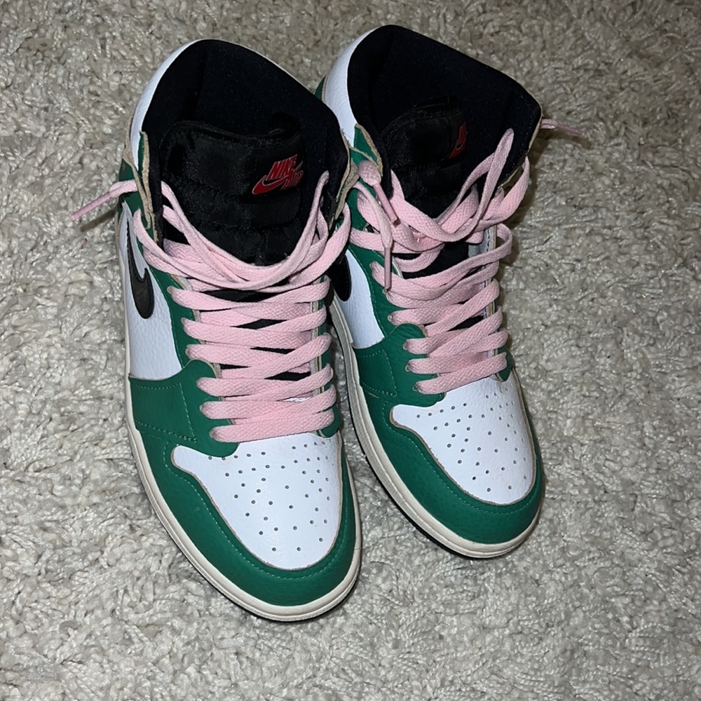 Air Jordan 1 - Picture 3 of 8